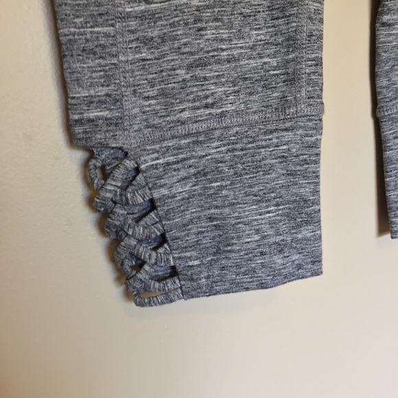 Calvin Klein Gray Crisscross Cropped Leggings Sz S - Picture 4 of 7